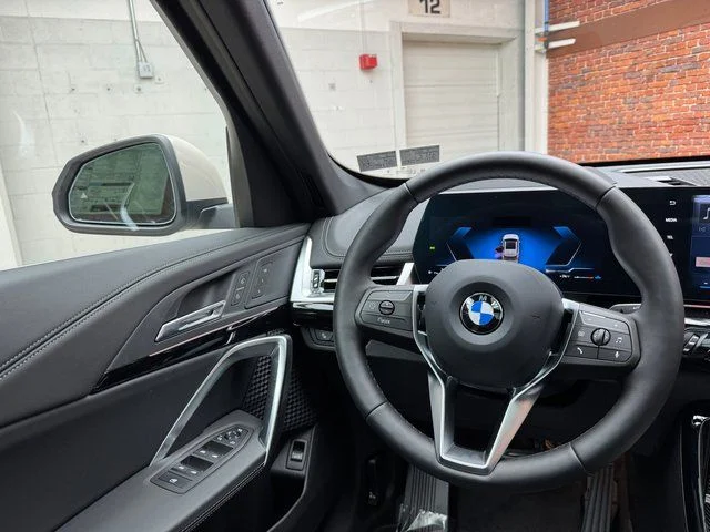 Used 2026 Beige BMW xDrive28i image 13