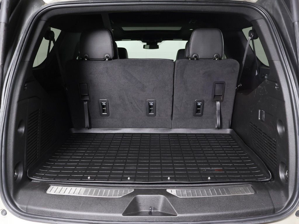 2023 Chevrolet Suburban Z71 - Photo 18