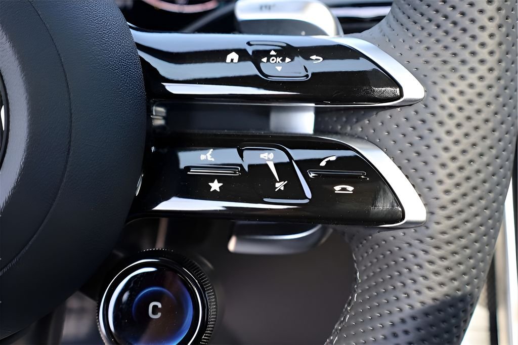 2025 Mercedes-Benz GLC AMG GLC63 S - Photo 71