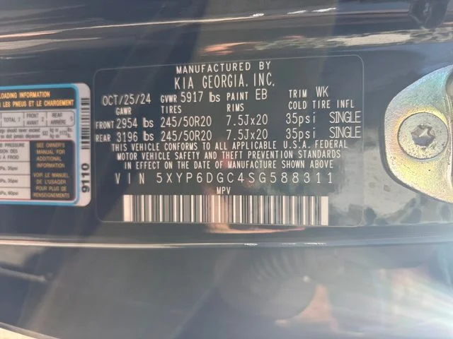 Used 2025 Black Kia S image 28