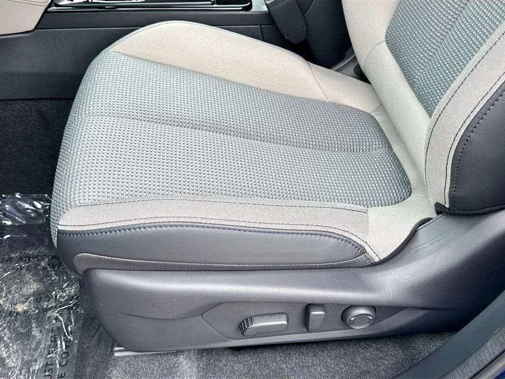 New 2026 DAYBREAK BLUE PEARL Subaru Premium Hybrid image 24