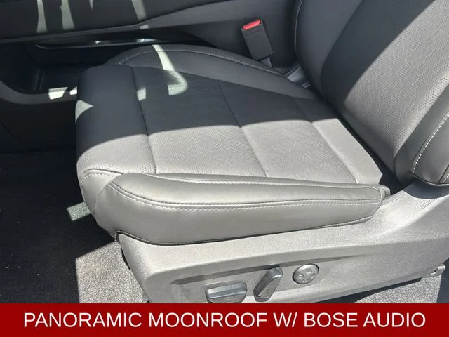 New 2026 Everest White Pearl TriCoat Nissan Platinum image 31
