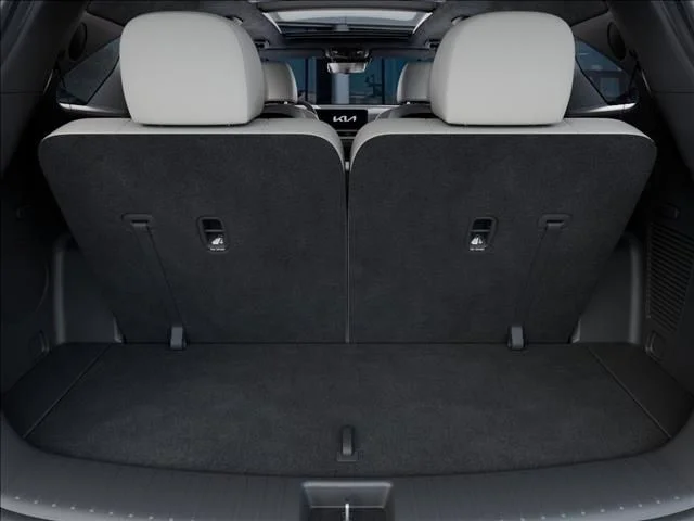 New 2026 White Kia X-Line SX Prestige image 19