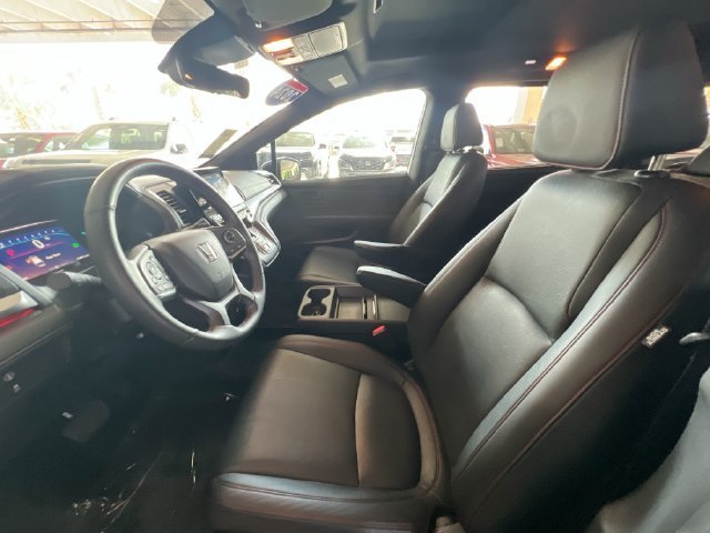 Used 2024  Honda Sport image 15