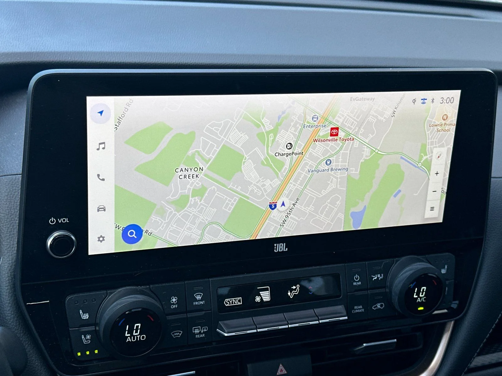 Used 2025 Cement Toyota MAX Platinum image 18