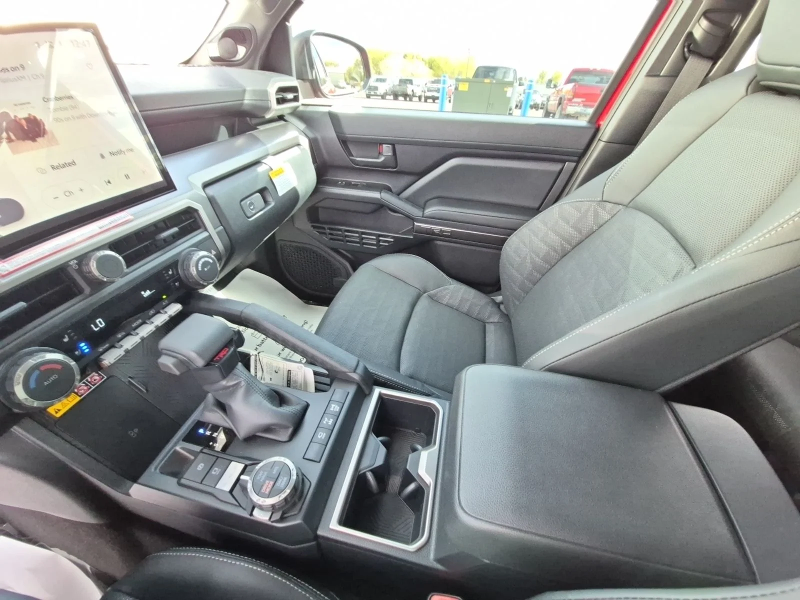 2026 Toyota 4Runner TRD Off-Road Premium - Photo 28
