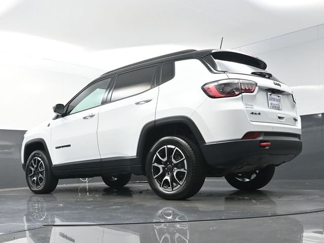2025 Jeep Compass Trailhawk - Photo 39