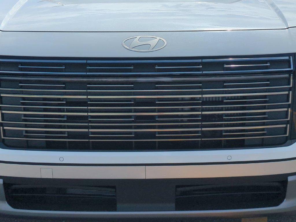 New 2027 White Hyundai Blue SEL 7P image 4