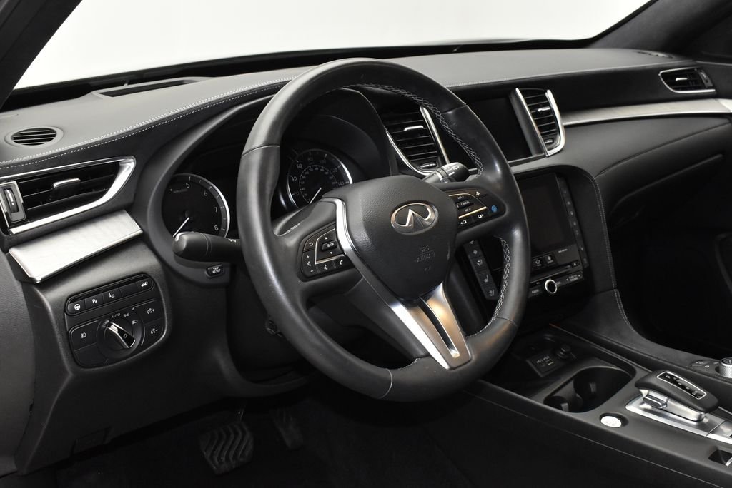Used 2023 Gray INFINITI Autograph image 18