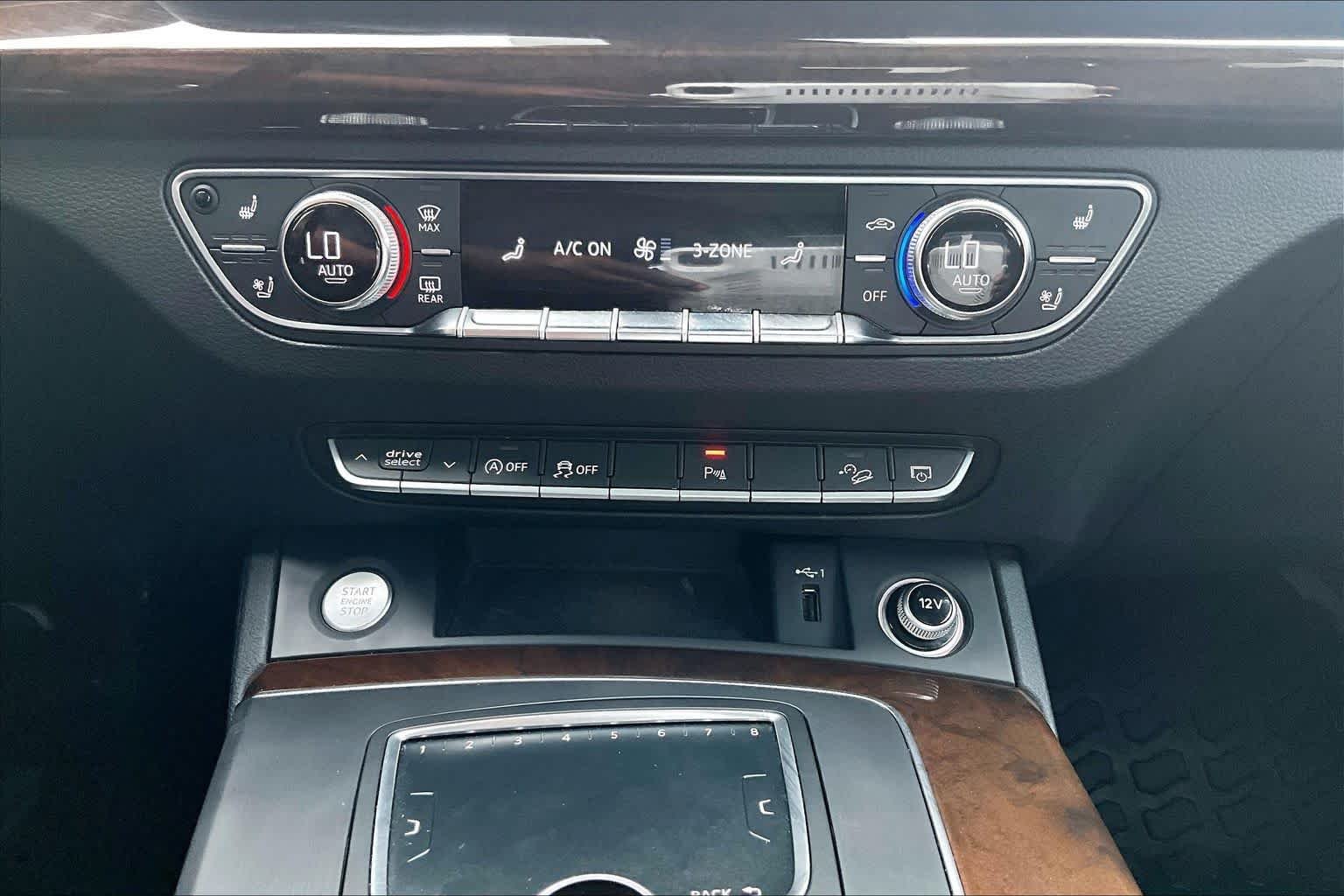 Used 2018 Manhattan Gray Metallic Audi Tech Premium Plus image 34