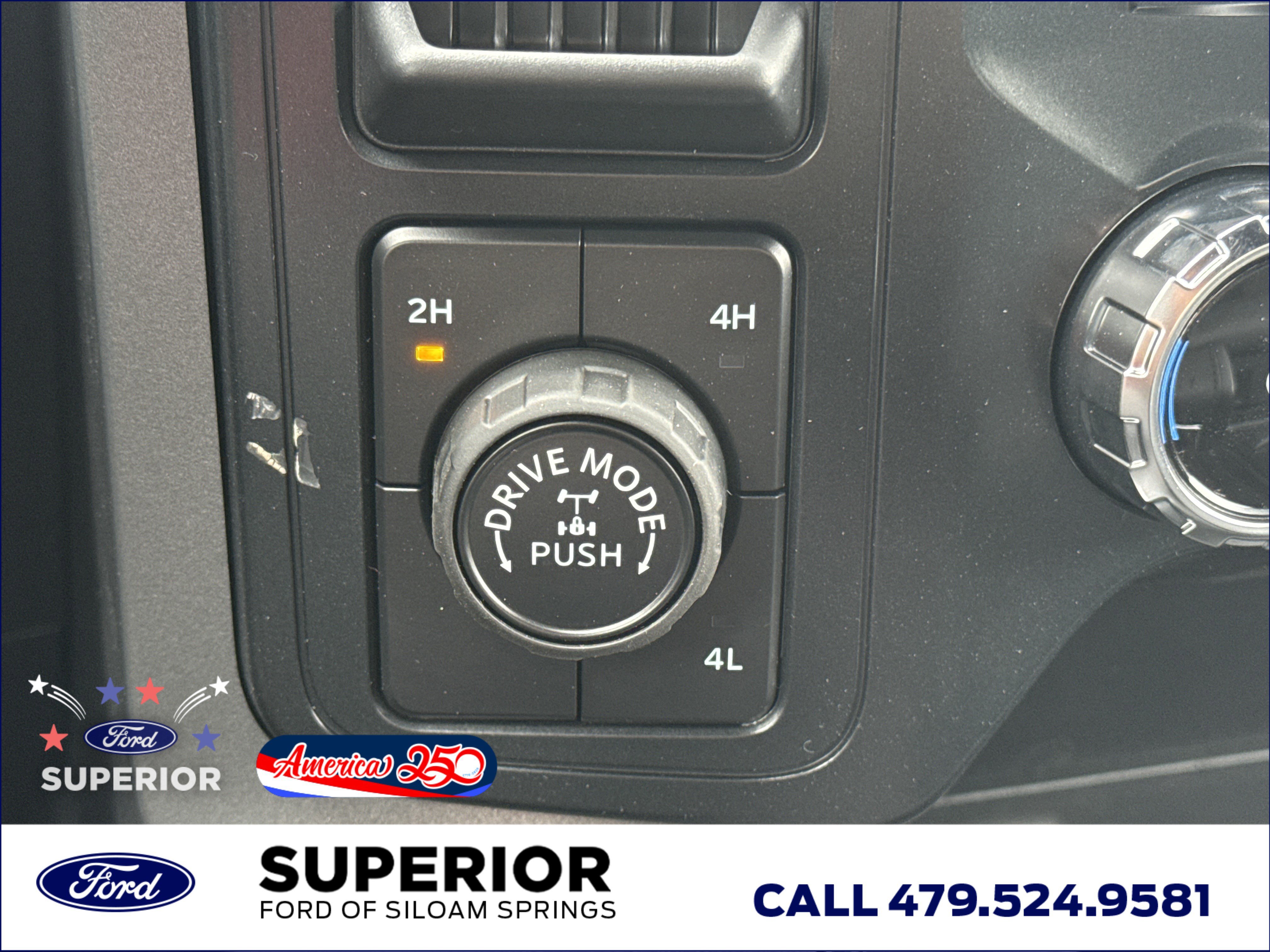 New 2026 Oxford White Ford XLT 4WD SuperCrew image 23