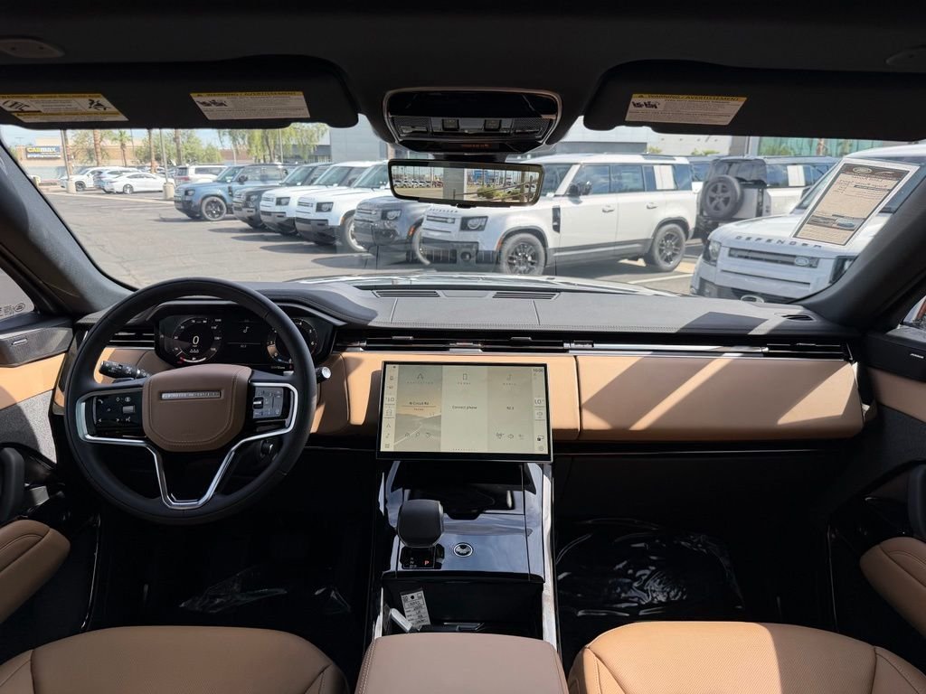 New 2027 Santorini Black Land Rover SE image 10