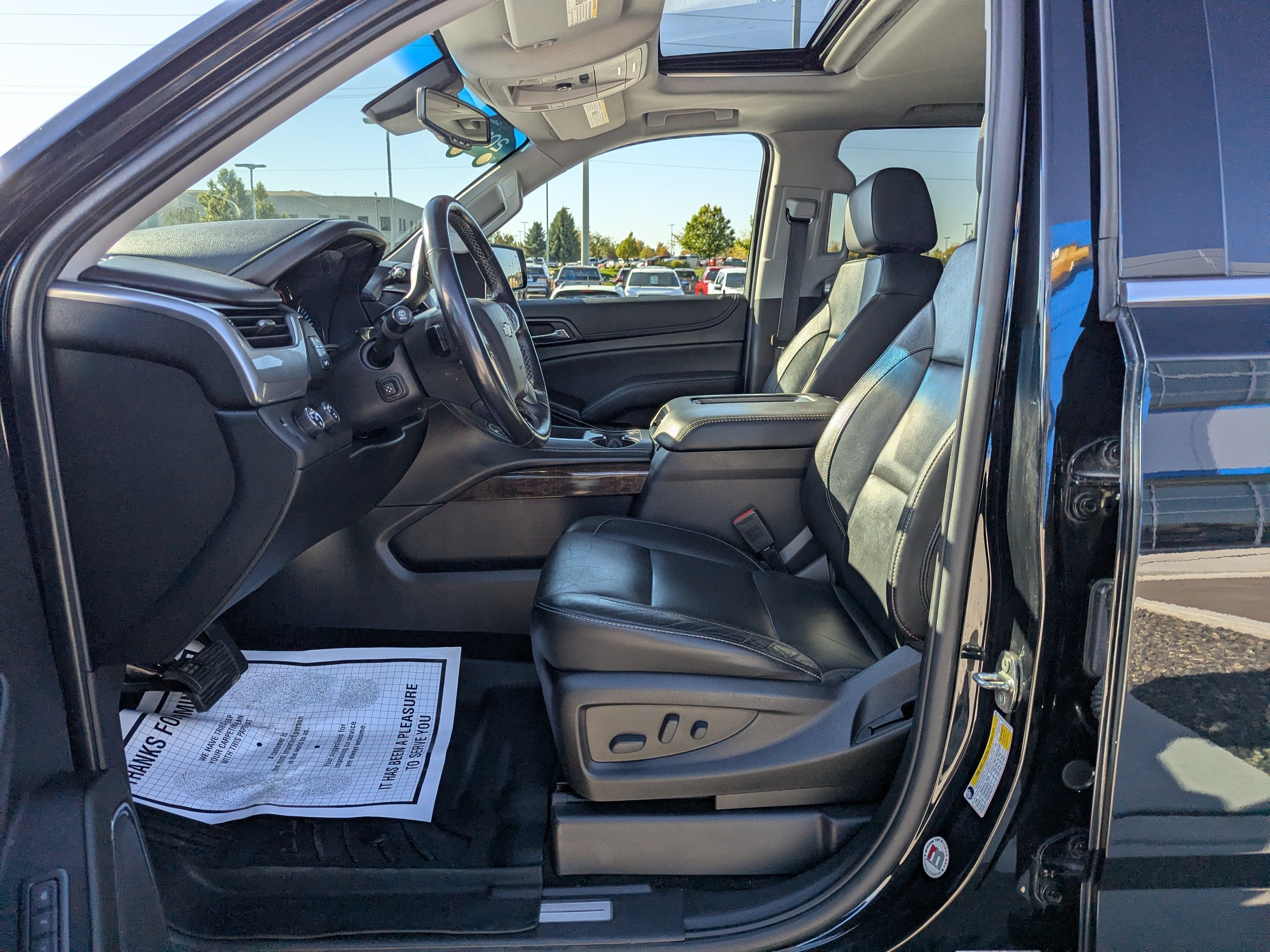 2019 Chevrolet Tahoe LT - Photo 12