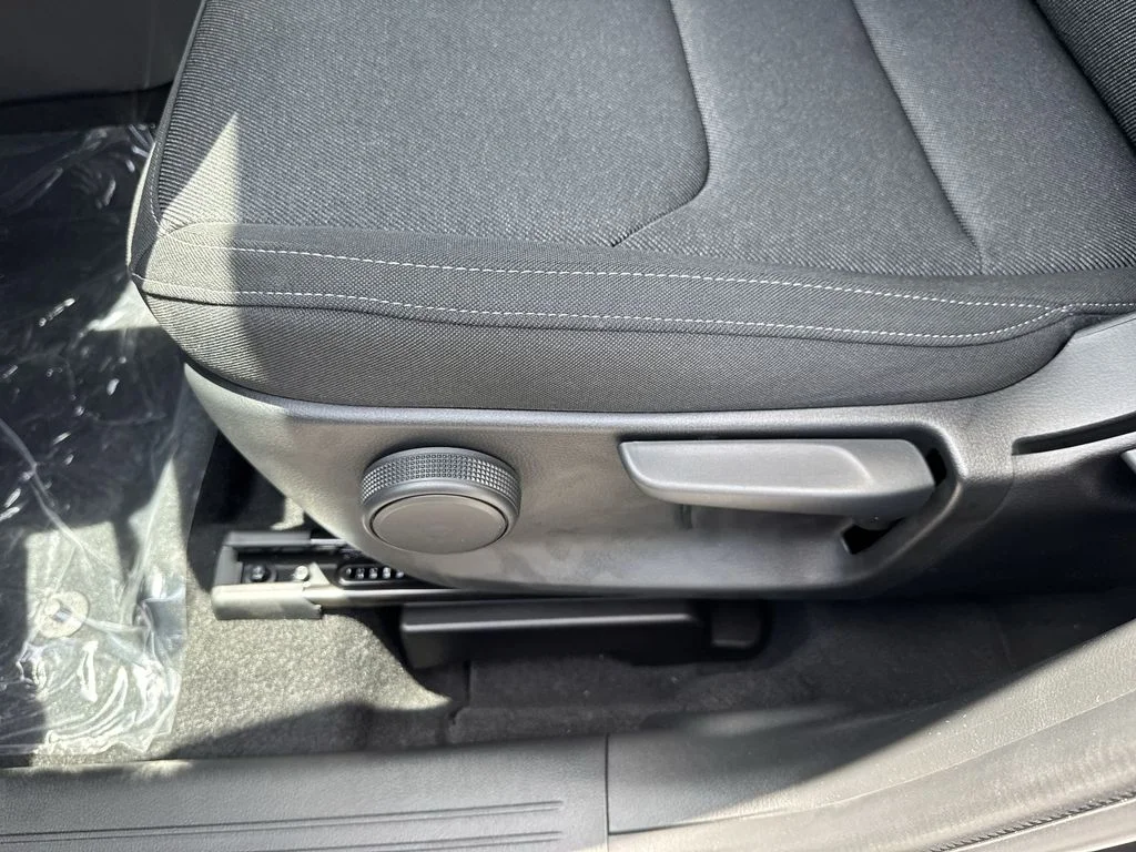 New 2026 Machine Gray Metallic Mazda 2.5 S AWD image 40