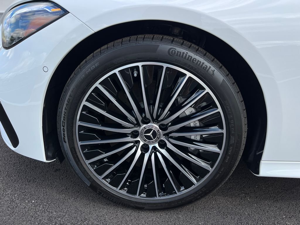 New 2026 Polar White Mercedes-Benz CLE 450 image 33