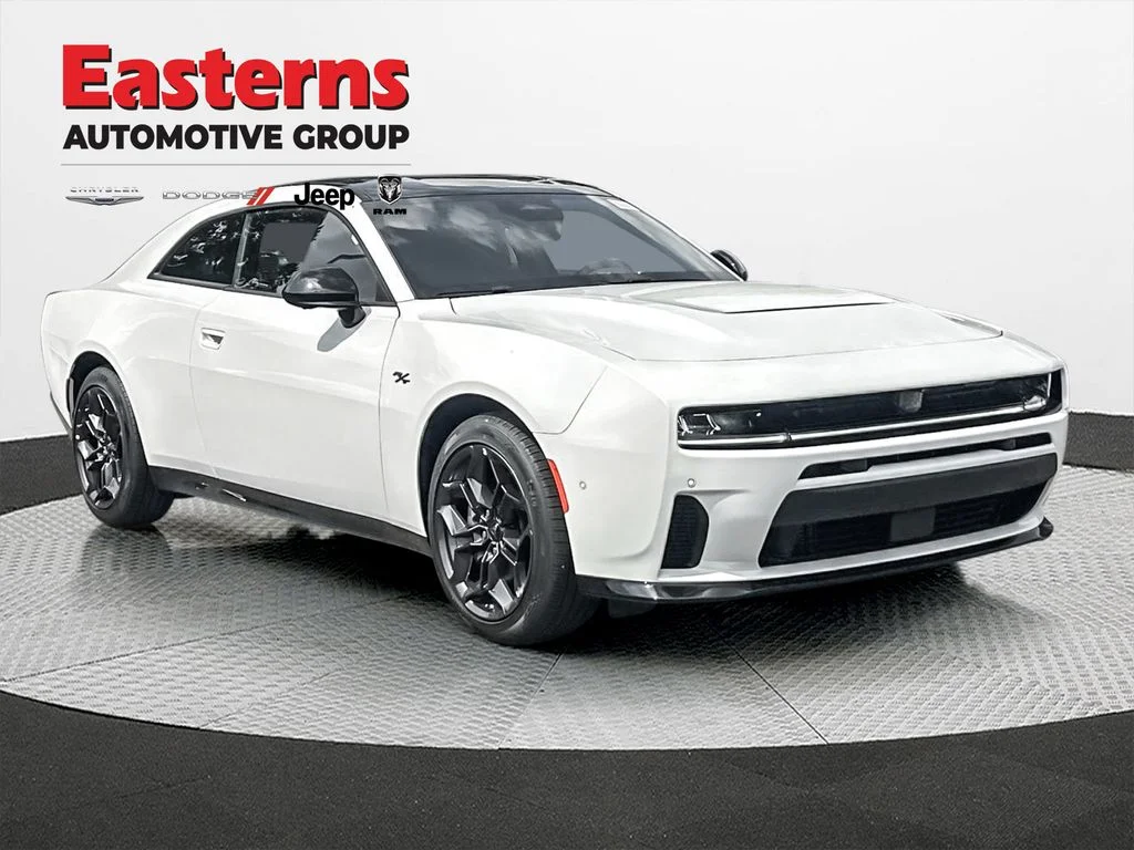 New 2027 White Knuckle Exterior Paint Dodge R/T Plus image 3