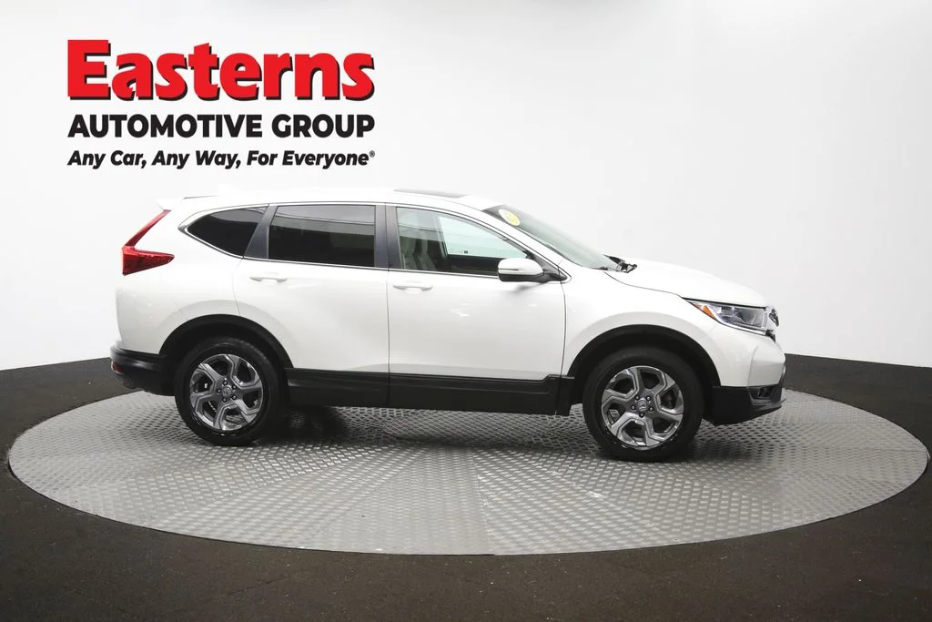 Used 2018 White Honda EX image 45
