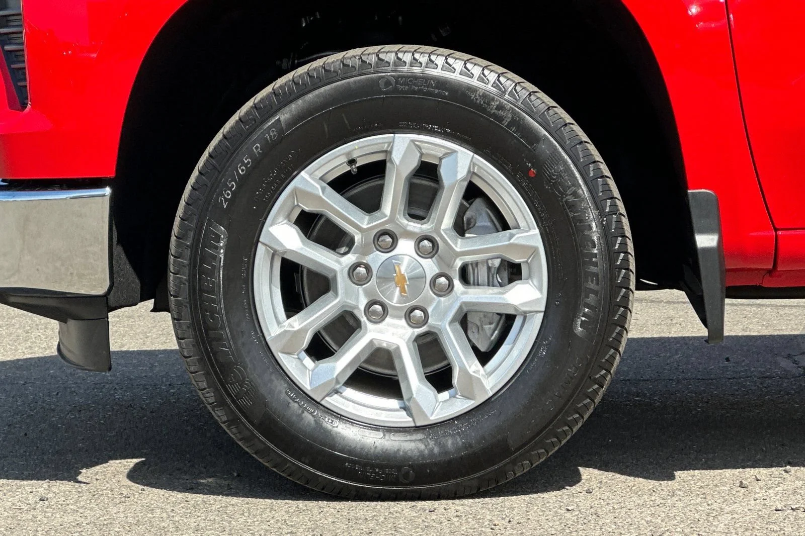 New 2026 Red Hot Chevrolet LT (2FL) image 25