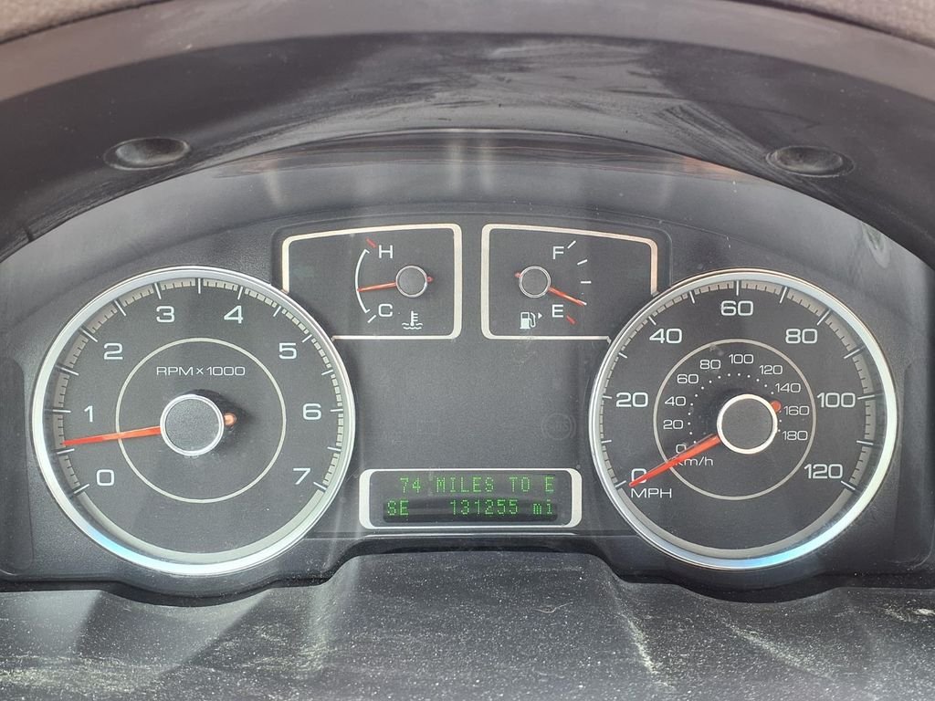 Used 2009 Silver Ford SE image 11