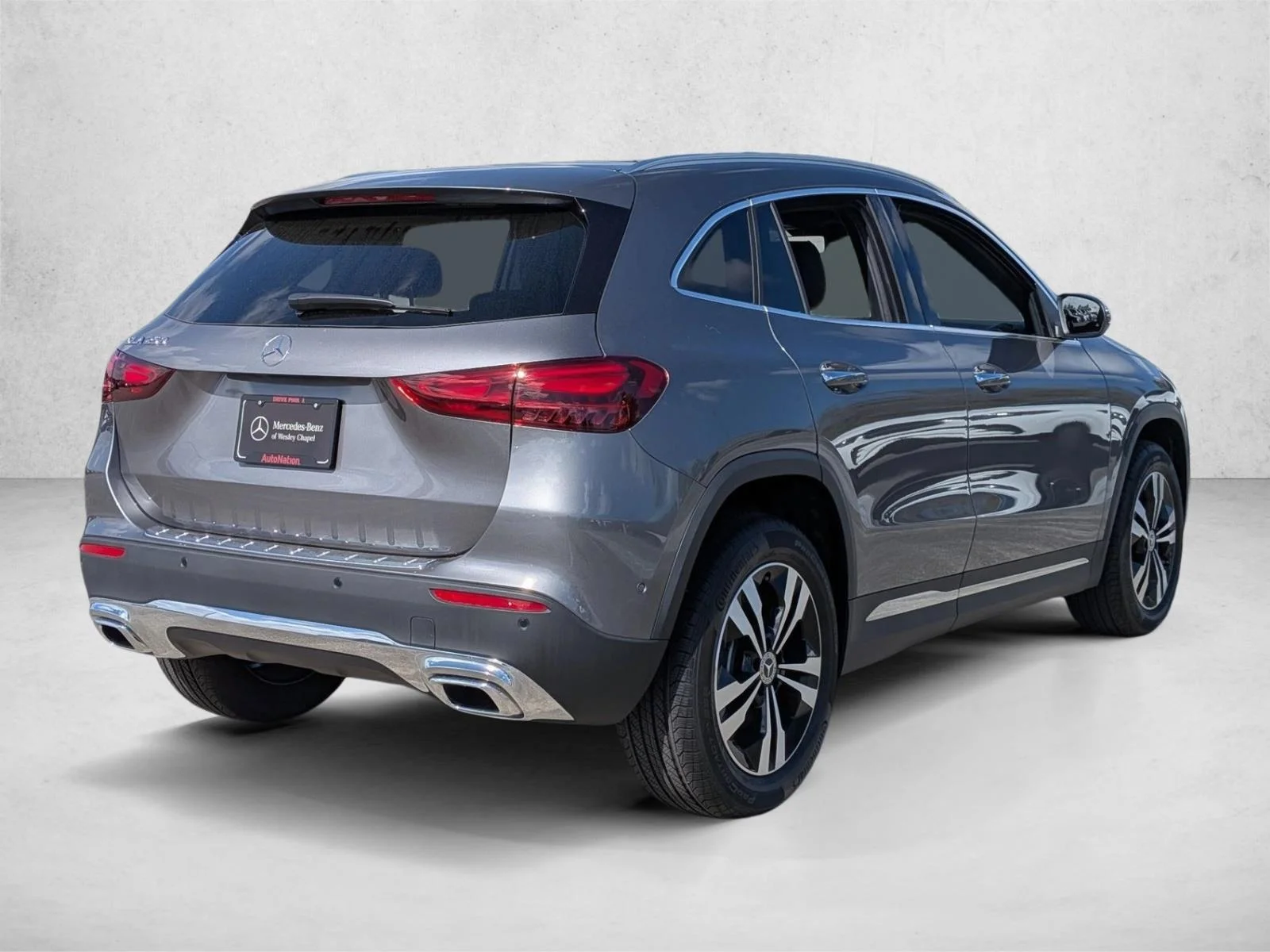 Used 2026 Mountain Grey Metallic Mercedes-Benz GLA 250 image 2