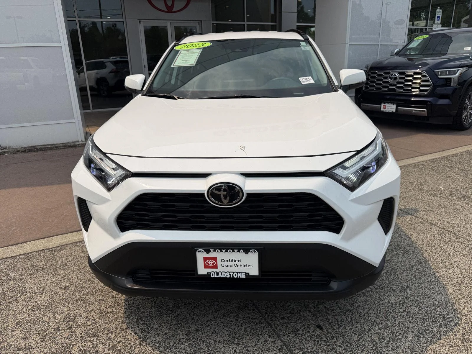 Used 2023 Ice Cap Toyota XLE image 11