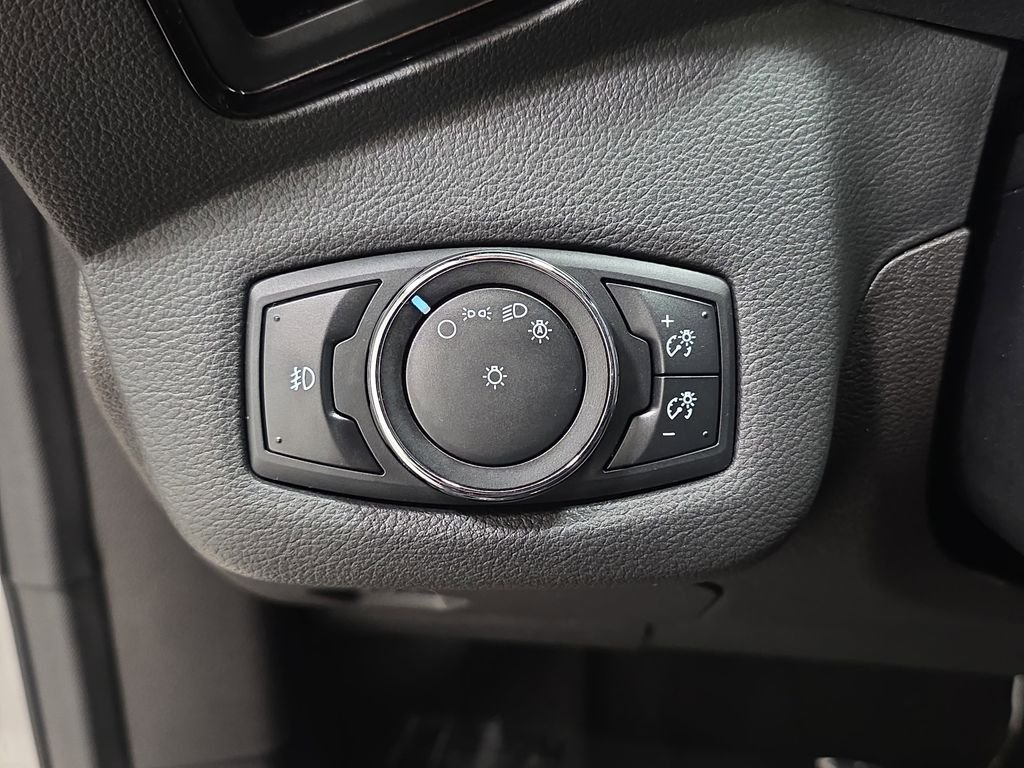 Used 2014 Ingot Silver Ford Titanium image 24