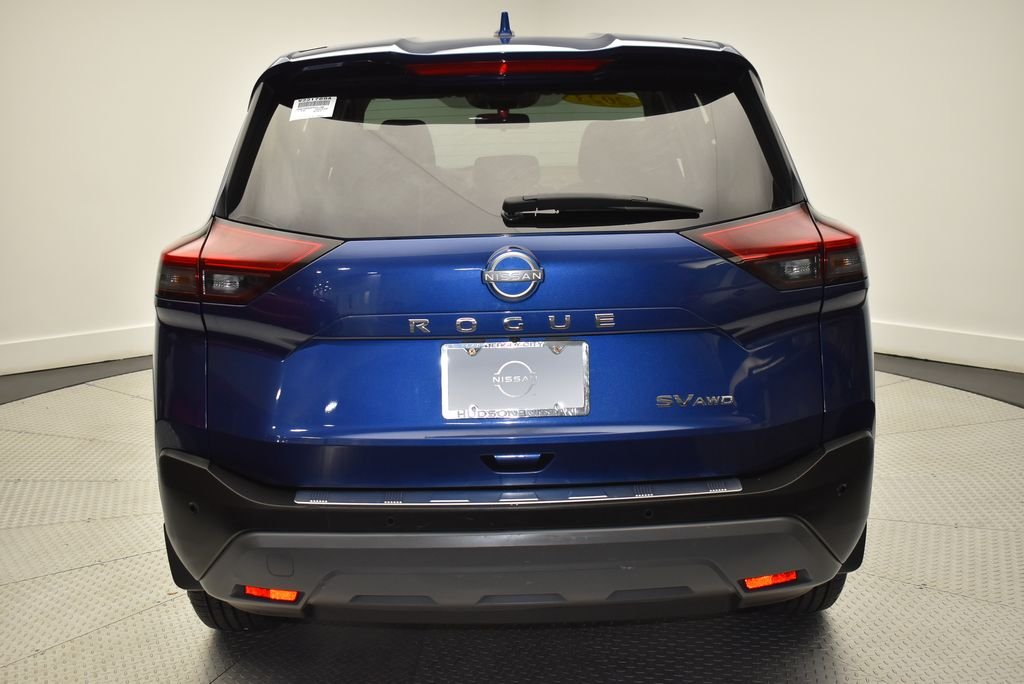 Used 2023 Blue Nissan SV image 6
