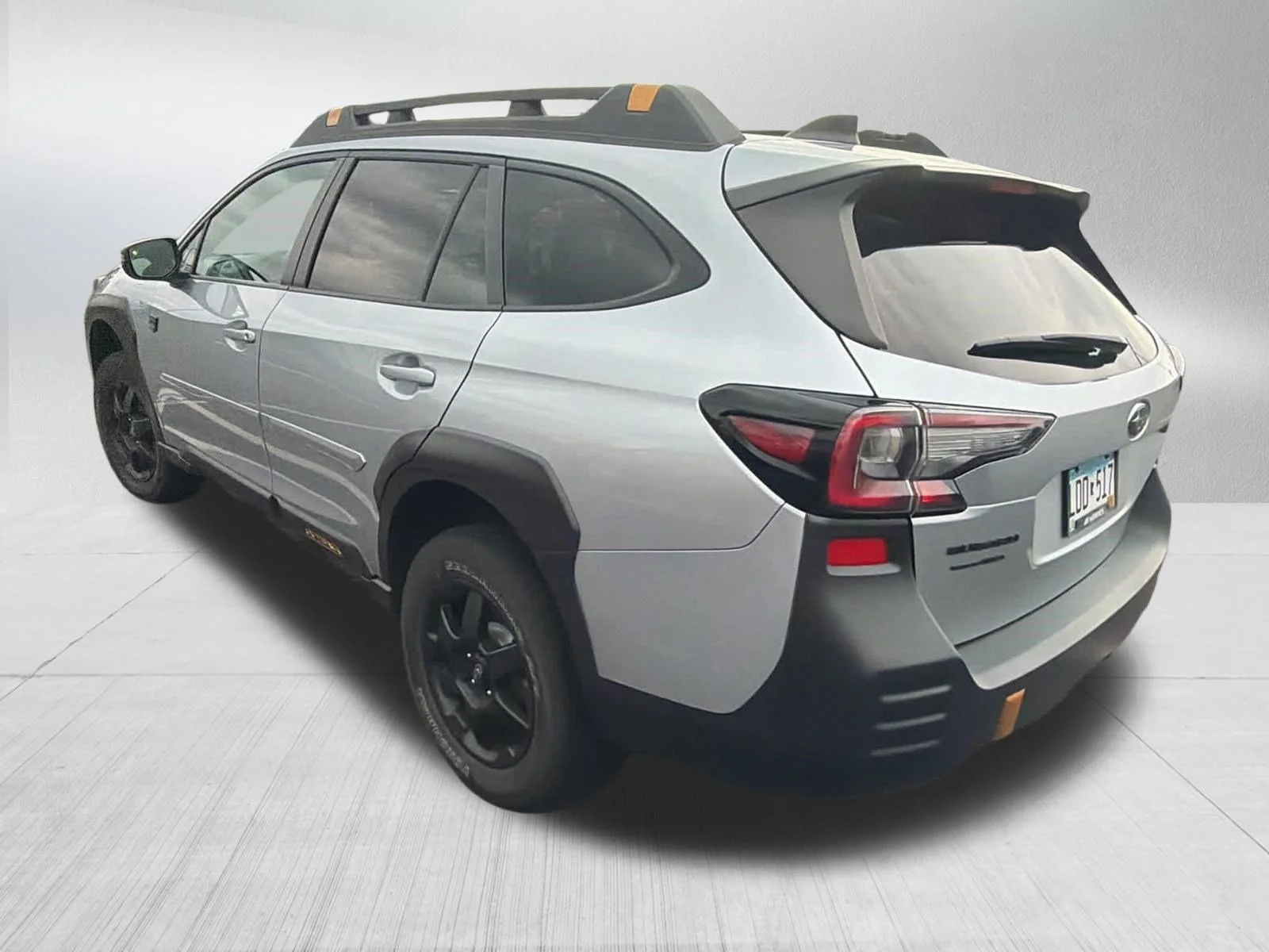 Used 2024 Ice Silver Metallic Subaru Wilderness image 10