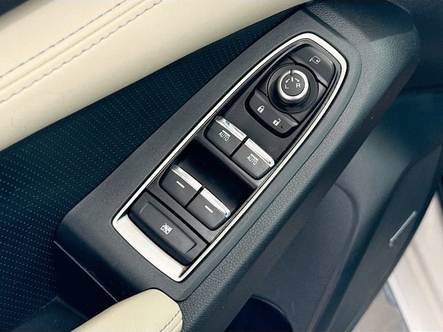 Used 2023 White Subaru Limited image 18