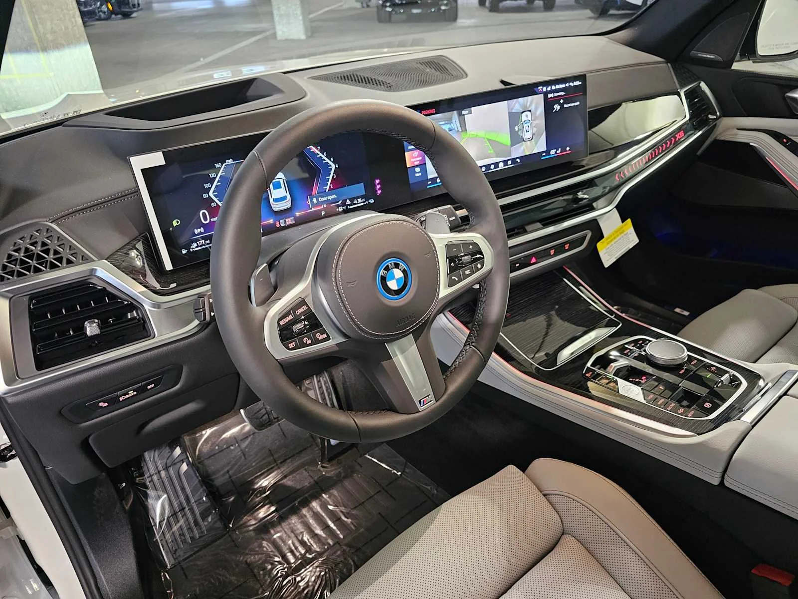 New 2026 Alpine White BMW xDrive50e image 2