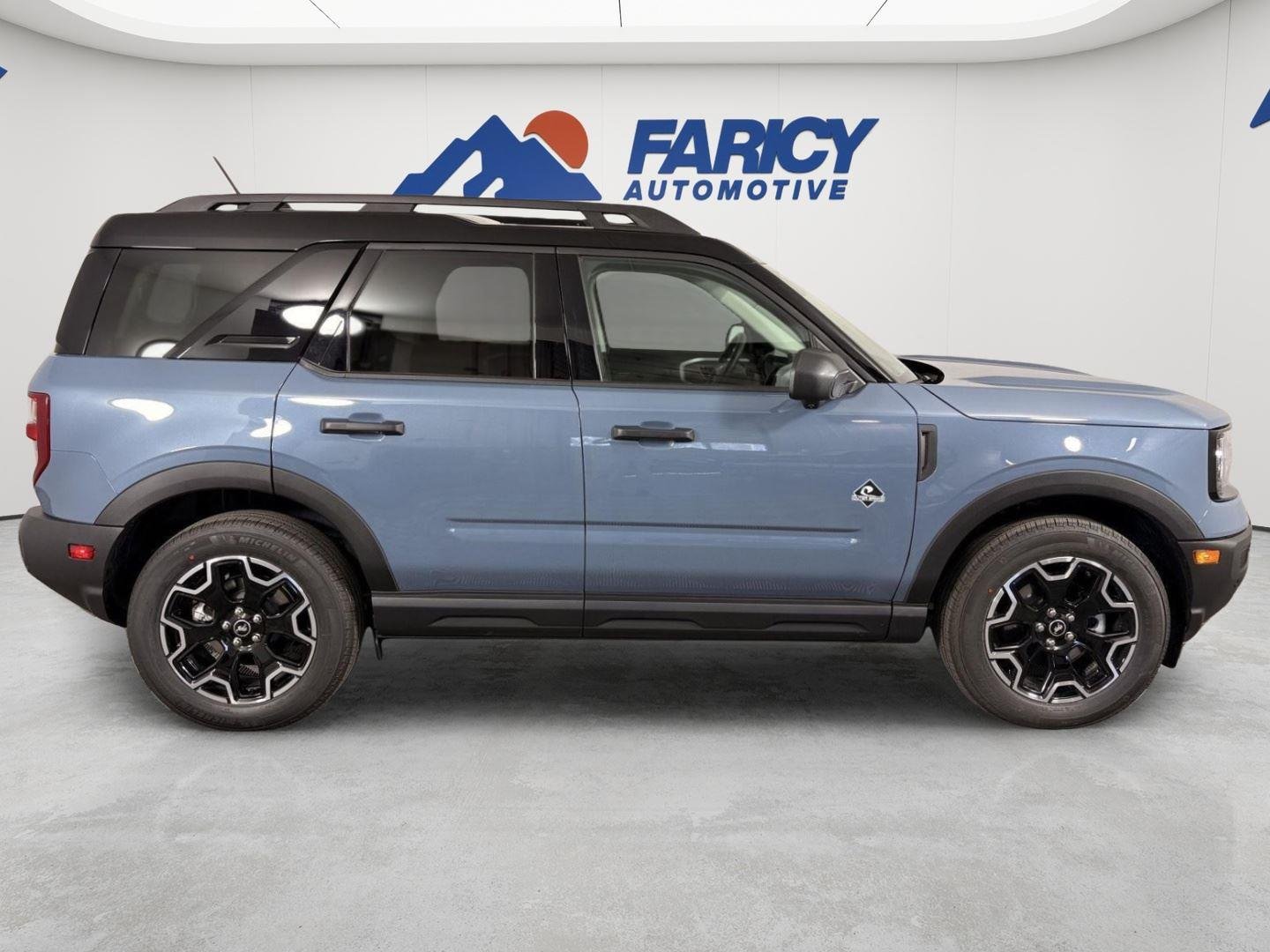 Used 2026 Azure Gray Metallic Tri-Coat Ford Outer Banks image 10