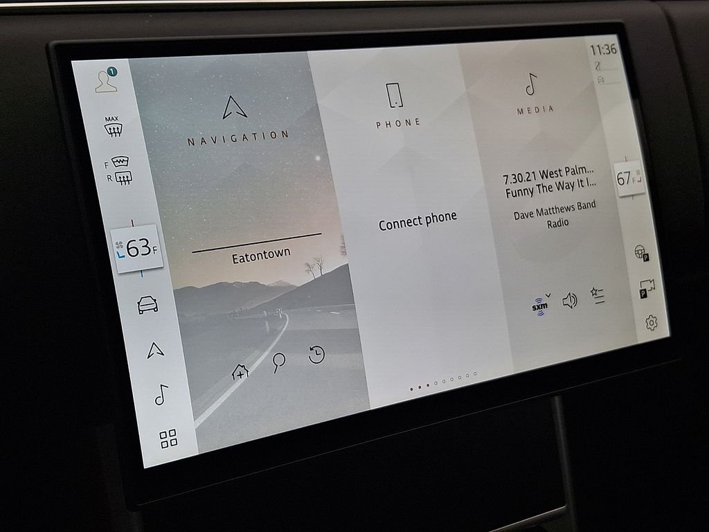 New 2027 Carpathian Grey Land Rover SE image 18