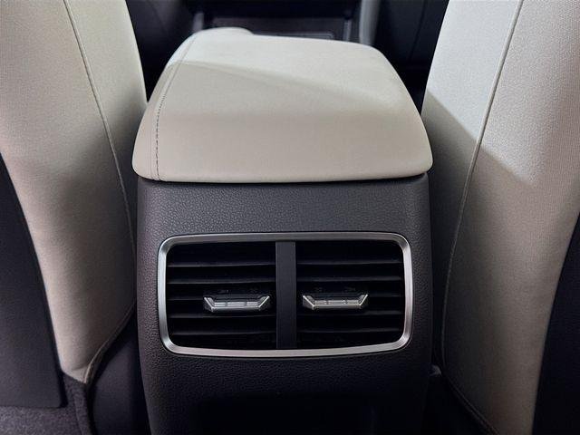 2025 Hyundai Sonata Hybrid SEL - Photo 33