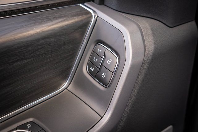 2025 Ford F-150 Lariat - Photo 16