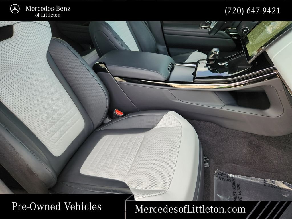 Used 2024 Silver Land Rover SV Edition One Flux Silver image 13