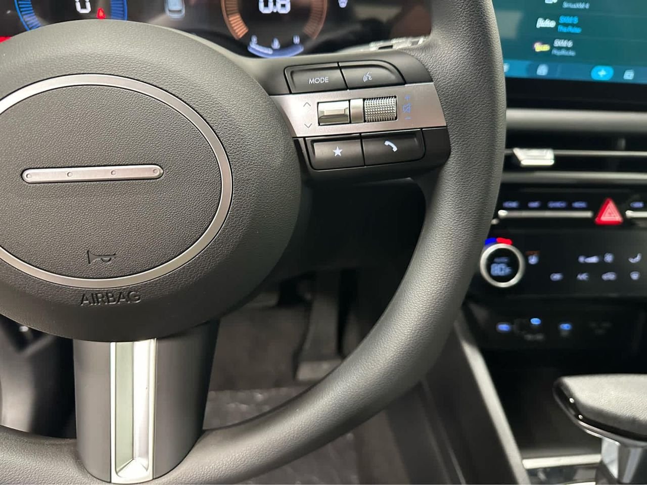 New 2026 Shimmering Silver Hyundai SEL AWD image 17