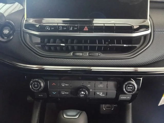 New 2026 Fathom Blue Pearl Coat Jeep Latitude image 30