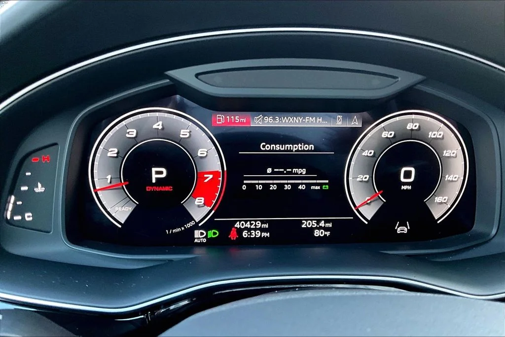 Used 2023 Gray Audi 4.0T Premium Plus image 13
