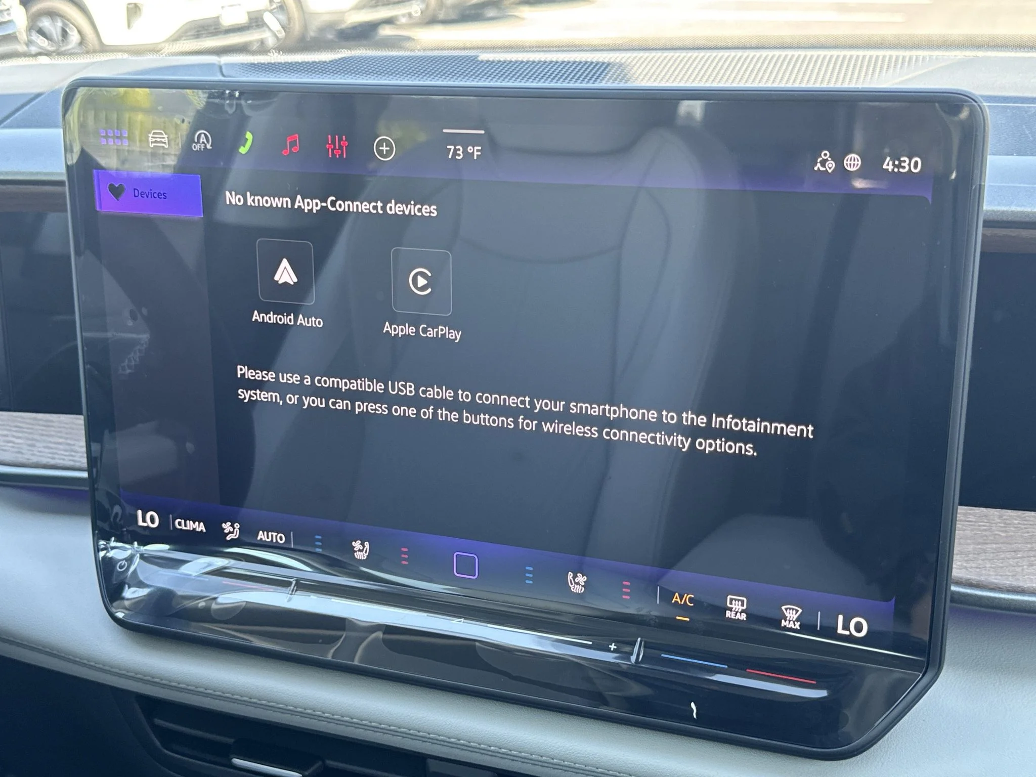 New 2027 Pure Gray Volkswagen SE w/Technology image 25