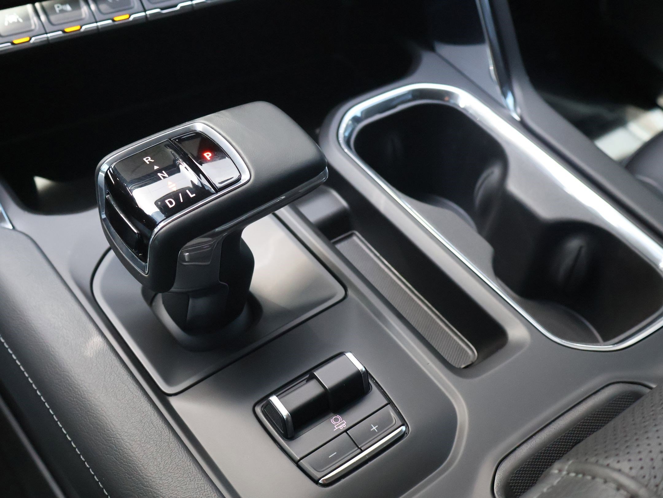 Used 2023 Onyx Black GMC Denali image 21