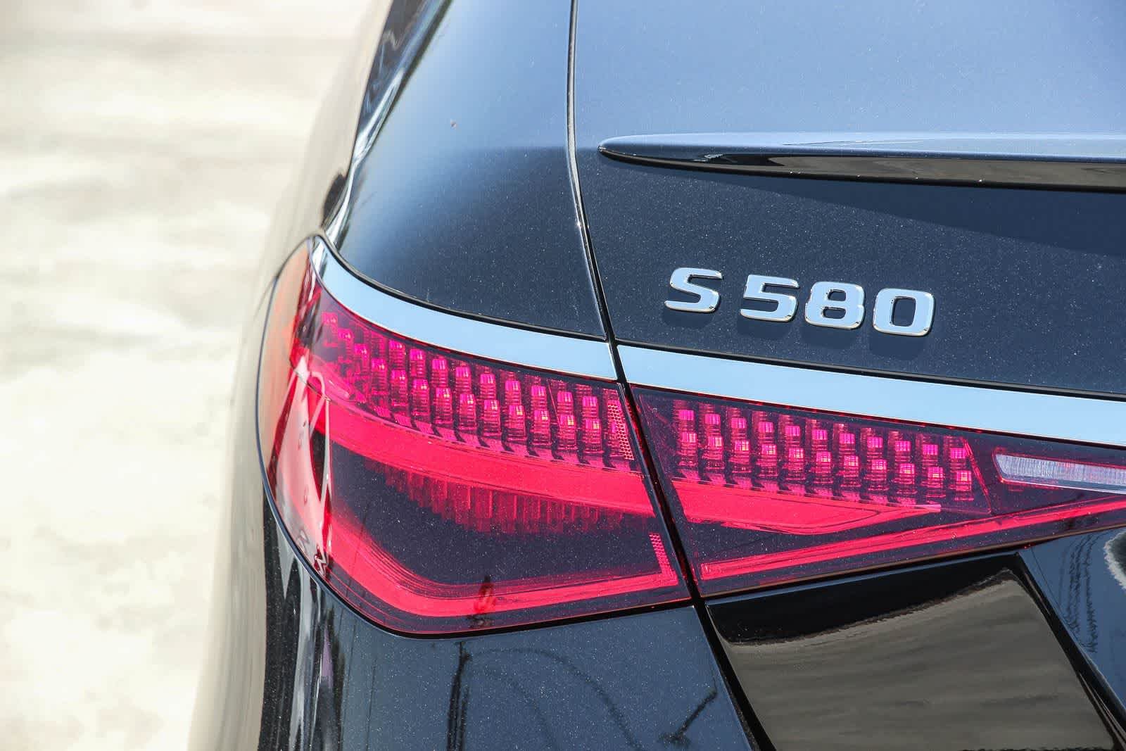 New 2026 Obsidian Black Metallic Mercedes-Benz S 580 image 7