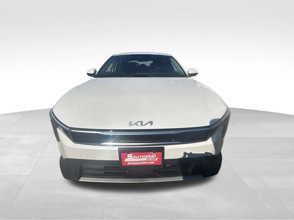 Used 2025 White Kia EX image 8