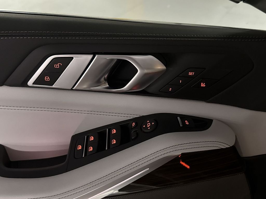New 2026 Gray Metallic BMW xDrive40i image 13