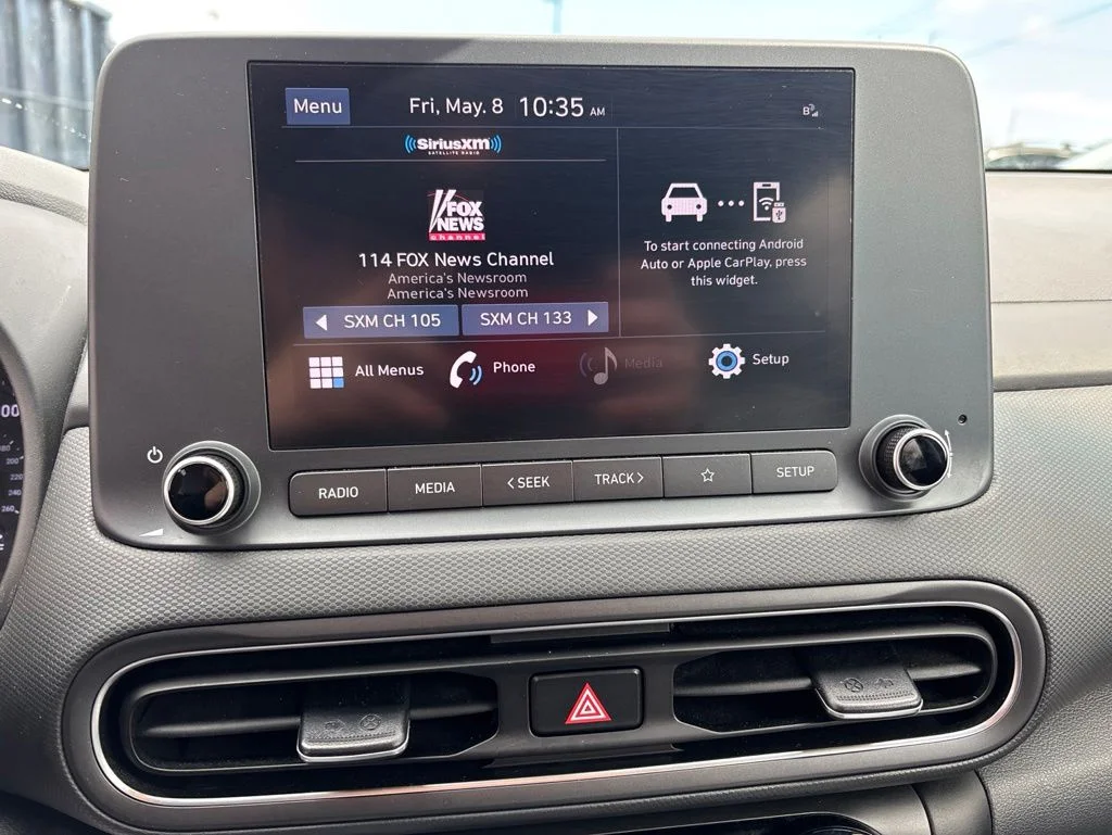 Used 2023 Red Hyundai SEL image 18