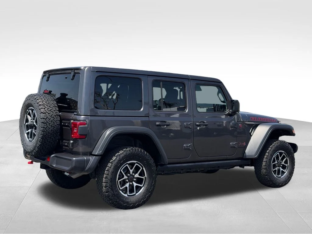 Certified Used 2025 Gray Jeep Rubicon image 7