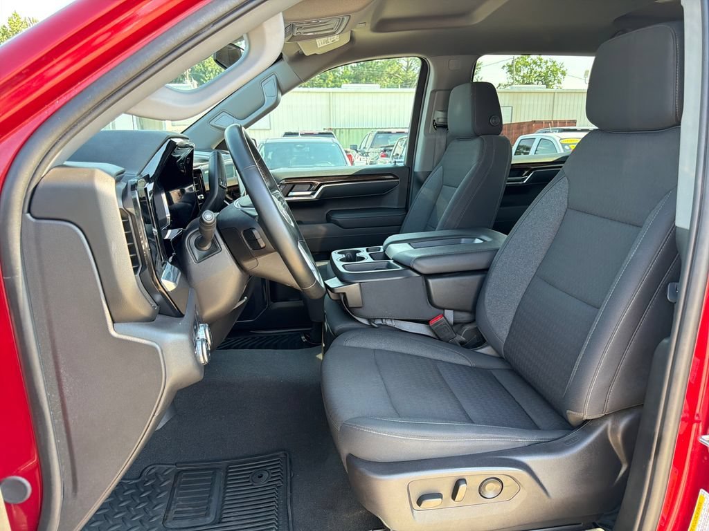 2024 GMC Sierra 1500 Elevation - Photo 11