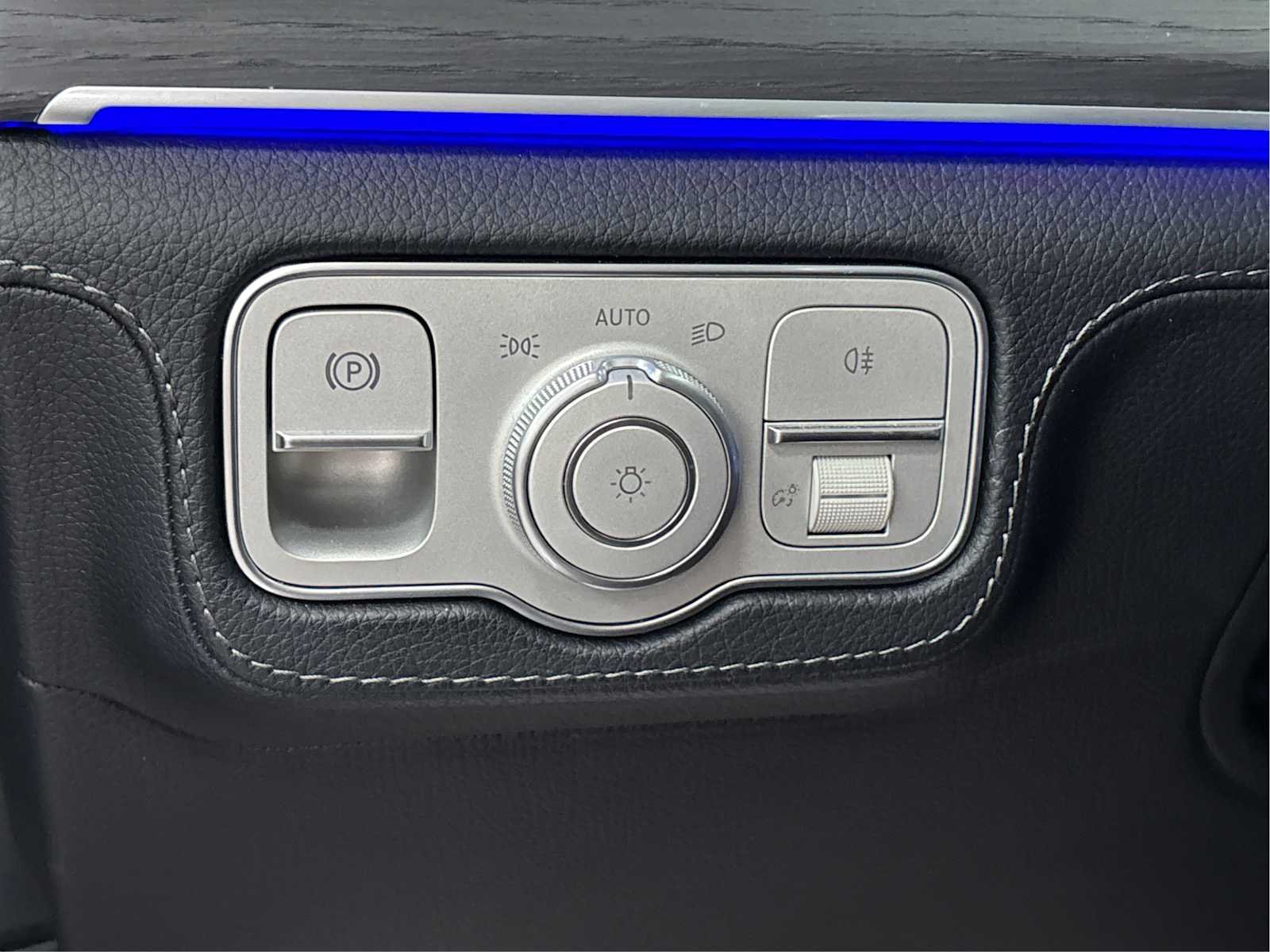 Certified Used 2024 Cirrus Silver Metallic Mercedes-Benz GLE 450e Plug-In Hybrid image 45