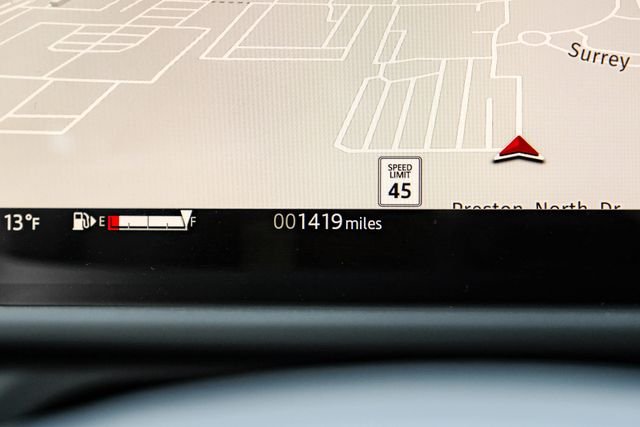 2025 Land Rover Defender V8 - Photo 24