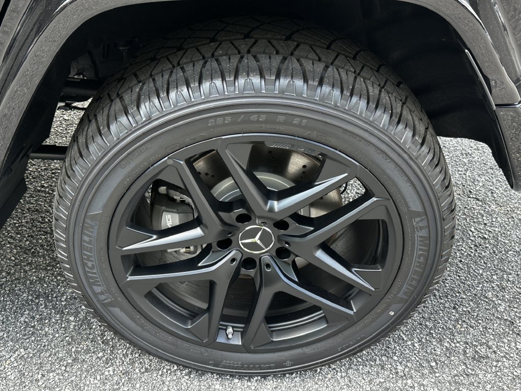 New 2027 Obsidian Black Metallic Mercedes-Benz AMG® G 63 image 60