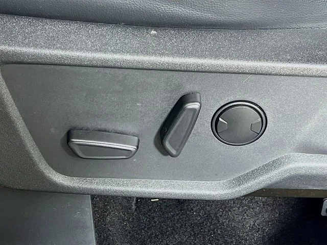 Used 2023 White Ford Outer Banks image 11